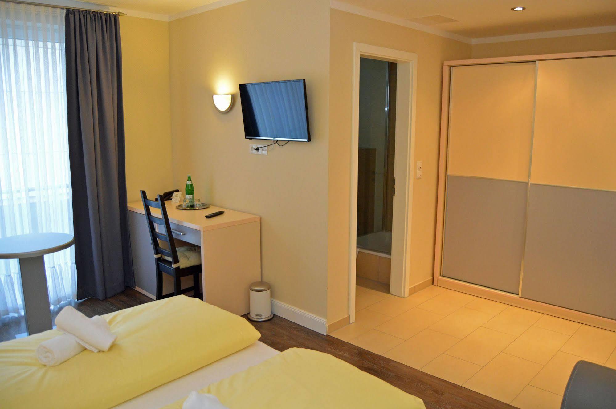 Hotel Jeta ฮัมบูร์ก ภายนอก รูปภาพ
